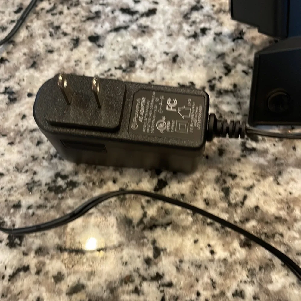 PS4 Dual Charging Stand - Picture 6 of 8